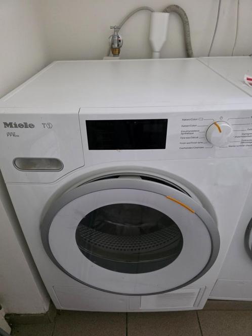wasdroger, Elektronische apparatuur, Droogkasten, Gebruikt, Condens, Voorlader, 6 tot 8 kg, Minder dan 85 cm, Anti-kreukfase, Energieklasse A of zuiniger