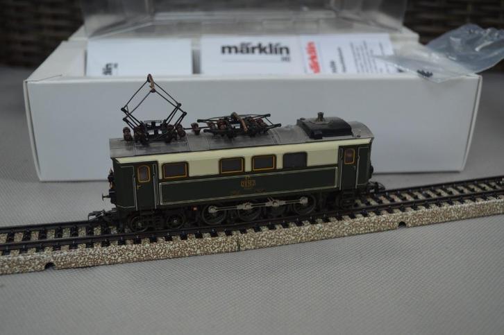 Märklin 34060 : zo goed als nieuw in okt, Hobby en Vrije tijd, Modeltreinen | H0, Zo goed als nieuw, Locomotief, Wisselstroom