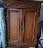 Meuble tête de lion, Ophalen