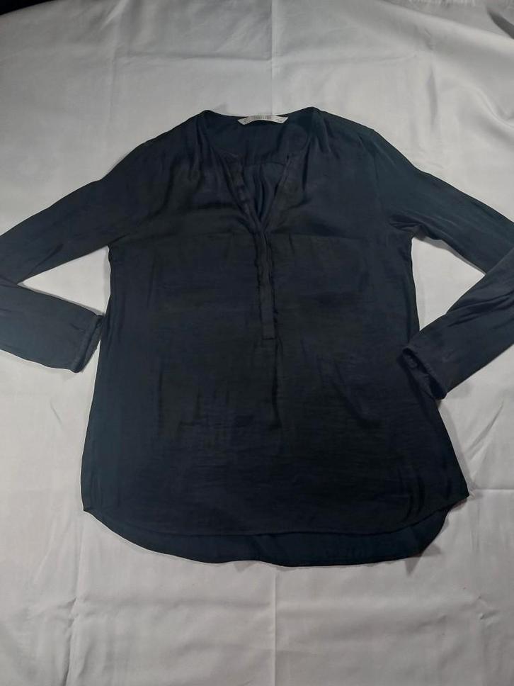 Blouse noire manches longues de la marque Zara, Kleding | Dames, Blouses en Tunieken, Zo goed als nieuw, Maat 36 (S), Zwart, Ophalen of Verzenden
