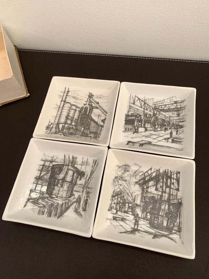 Set van 4 USINOR-kopjes/PARIS PORSELEIN, Antiek en Kunst, Antiek | Porselein, Ophalen of Verzenden