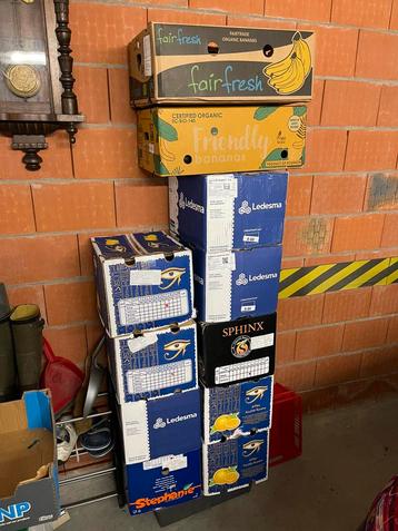 11 dozen voor te verhuizen afhalen Koksijde Bad beschikbaar voor biedingen