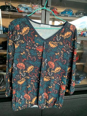 Lola&Liza bloes beschikbaar voor biedingen