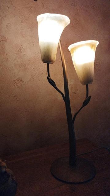 Ancienne lampe à poser, Enlèvement