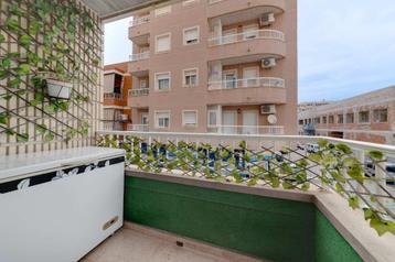 Ruim appartement te koop bij het stadscentrum in Torrevieja