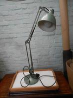 Bureaulamp, Ophalen