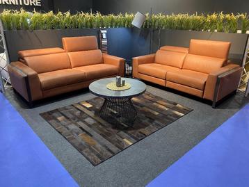 Grote faillissement verkoop Henk & Scham Meubelen beschikbaar voor biedingen