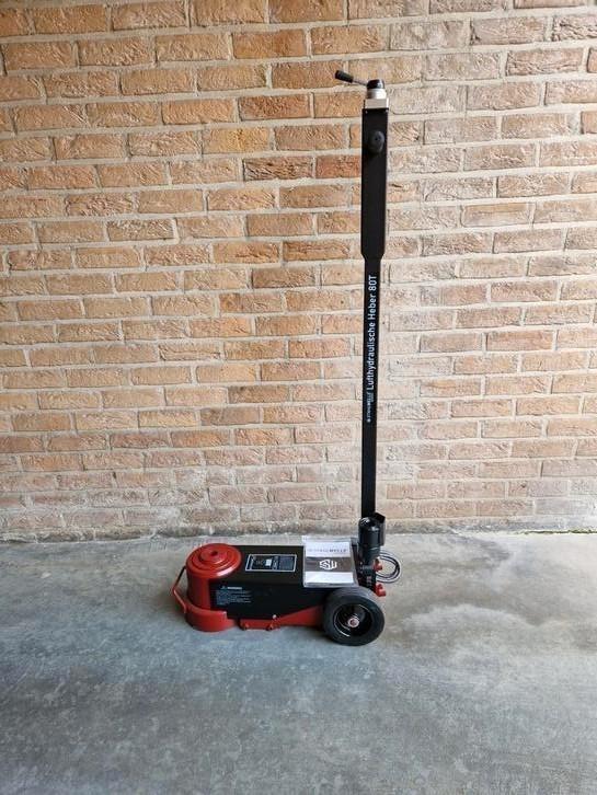 PROFESSIONELE PNEUMATISCHE KRIK 80 TON TE KOOP, Auto diversen, Krikken, Zo goed als nieuw, Ophalen