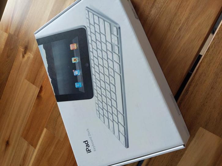 Apple iPad toetsenbord Azerty MC533F/A, Computers en Software, Toetsenborden, Zo goed als nieuw, Bedraad, Ophalen of Verzenden