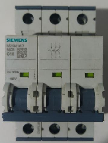 Siemens 5SY8316-7 Automaat C16 3-polig zekering beschikbaar voor biedingen