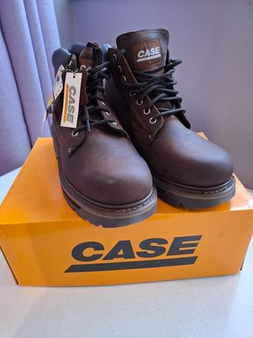CHAUSSURE DE TRAVAIL "CASE" NEUVE beschikbaar voor biedingen