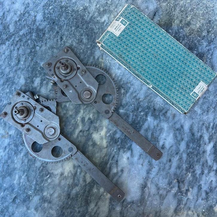 Lève-vitres VW Beetle Cabriolet 65-79, Autos : Divers, Accessoires de voiture, Utilisé, Enlèvement ou Envoi