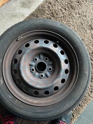Toyota Auris velgen met Toyota wiel doppen 4 stuks, Auto-onderdelen, Ophalen, Gebruikt, 16 inch, Banden en Velgen