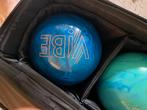 Bowlingbal strike en spare + tas, Sport en Fitness, Ophalen, Zo goed als nieuw, Bal