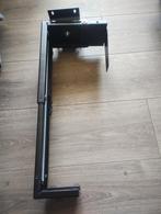 PC desktop aan tafel/bureau hangen, Ophalen, Gebruikt