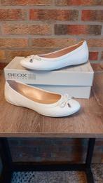 Witte Geox ballerina's, Vêtements | Femmes, Vêtements de mariage & Accessoires de mariage, Enlèvement, Comme neuf