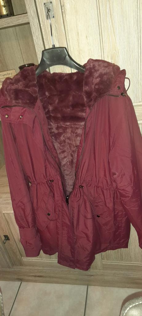 Amélie amélie maat S kleur Burgundy, Kleding | Dames, Jassen | Winter, Nieuw, Maat 36 (S), Overige kleuren, Ophalen