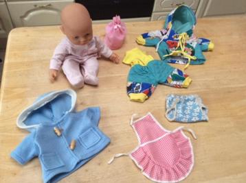 Te koop pop  beschikbaar voor biedingen