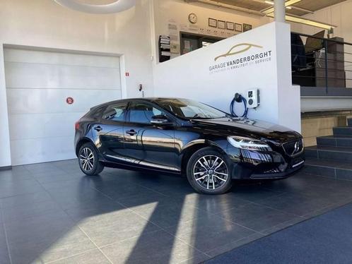 Volvo V40 T2 BLACK EDITION BENZINE (bj 2019), Auto's, Volvo, Bedrijf, Te koop, V40, ABS, Airbags, Airconditioning, Alarm, Bluetooth
