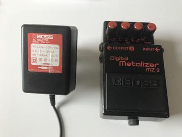 Vintage BOSS MZ-2 pedaal (Japan) + originele BOSS adapter, Enlèvement ou Envoi, Comme neuf, Autres types