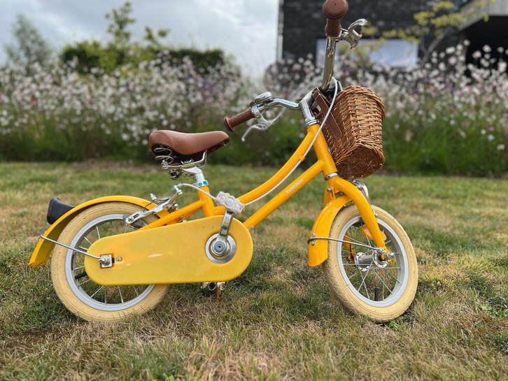 Bobbin kinderfiets 12” met zijwieltjes - erg goede staat!, Fietsen en Brommers, Fietsen | Kinderfietsjes, Zo goed als nieuw, Minder dan 16 inch