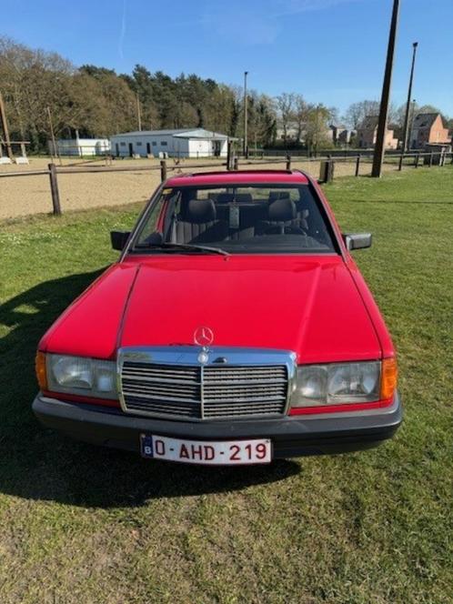 Mercedes 190D, Auto's, Mercedes-Benz, Particulier, 190-Serie, Open dak, Trekhaak, Diesel, Berline, 4 deurs, Handgeschakeld, Rood
