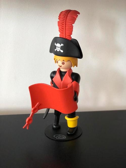 Le pirate, Collections, Statues & Figurines