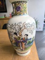 Chinese vaas, Antiek en Kunst, Antiek | Vazen, Ophalen of Verzenden