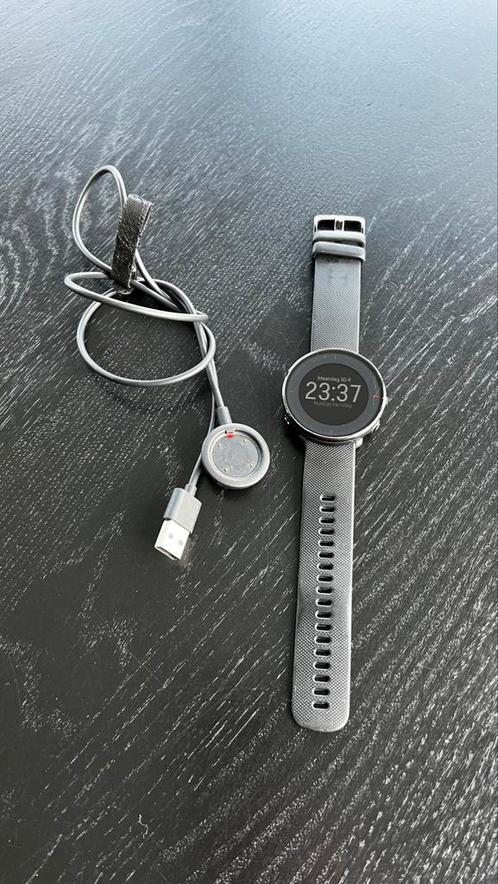 Polar vantage M, Handtassen en Accessoires, Sporthorloges, Zo goed als nieuw, Ophalen