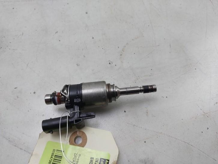 INJECTEUR Skoda Karoq (01-2017/-) (|05E906036C|04E906036AD|), Autos : Pièces & Accessoires, Systèmes à carburant, Skoda, Utilisé