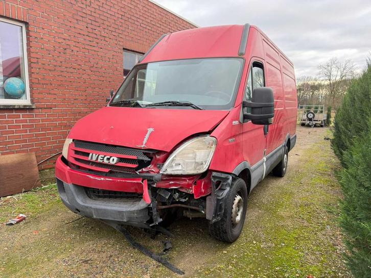 2009 Iveco Daily 3.0 HTP 35S18, Auto's, Bestelwagens en Lichte vracht, Bedrijf, Iveco, Overige brandstoffen, Handgeschakeld, Gebruikt