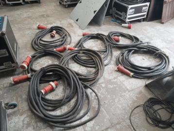 Rubber kabels 400V/63A 5g25 + verdelers beschikbaar voor biedingen