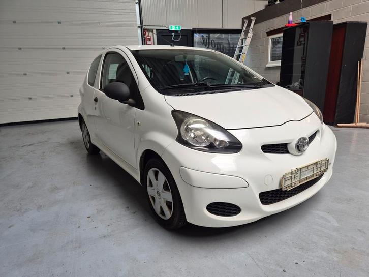 Toyota Aygo 1.0 Benzine | 2011 |GEKEURD proper, Auto's, Toyota, Bedrijf, Te koop, Aygo, Benzine, Stadsauto, Handgeschakeld, Ophalen