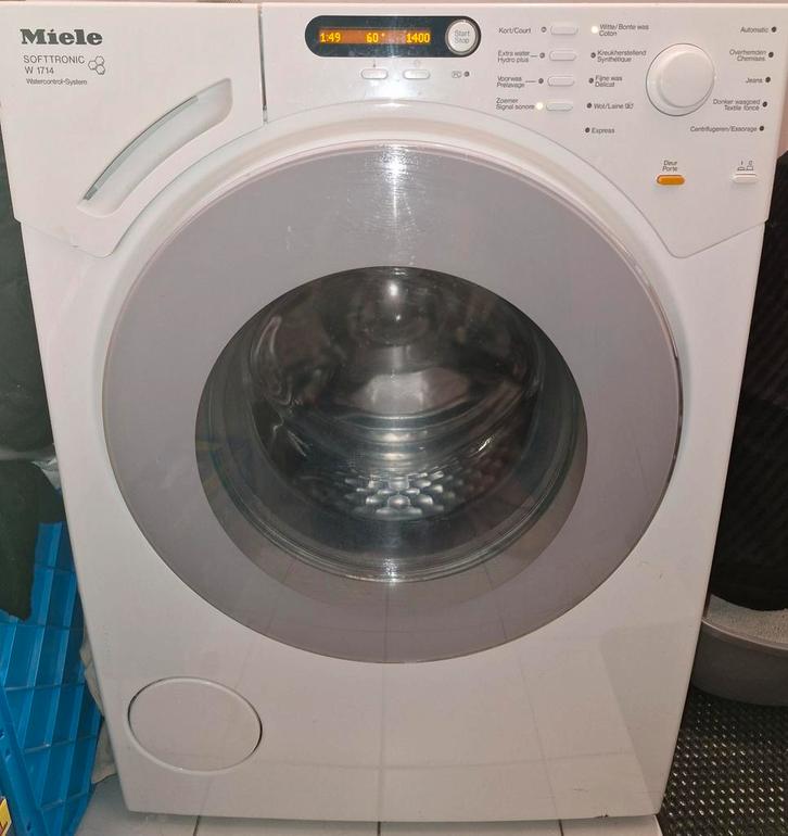 Miele wasmachine W1714 Water Control System perfect werkend, Elektronische apparatuur, Wasmachines, Ophalen