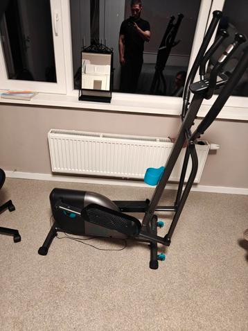 Crosstrainer van Domyos beschikbaar voor biedingen