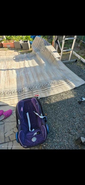 Maxi cosy  beschikbaar voor biedingen