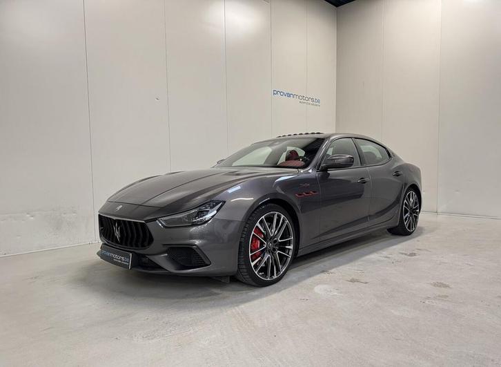 Maserati Ghibli Trofeo V8 Autom. - Airco - Topstaat! - 1Ste, Autos, Maserati, Particulier, Ghibli, Air conditionné, Apple Carplay