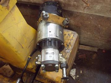  hydraulique beschikbaar voor biedingen