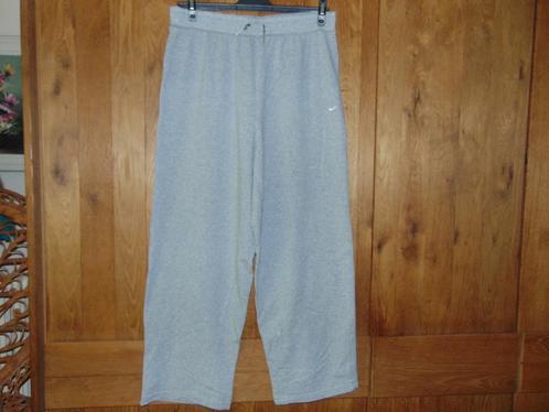 Dunne trainingsbroek Nike nieuwstaat, Kleding | Heren, Broeken en Pantalons, Zo goed als nieuw, Maat 56/58 (XL), Grijs, Ophalen of Verzenden