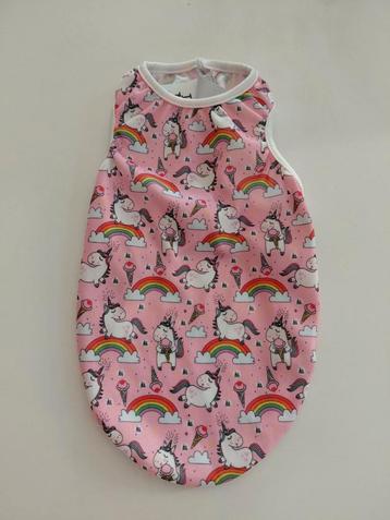 Mooi zomer shirt voor kleine hondjes.  beschikbaar voor biedingen