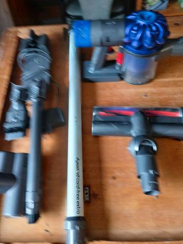 Dyson v6, Enlèvement, Comme neuf