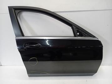 PORTIER RECHTS VOOR Mercedes-Benz C (W205) (01-2013/06-2021) beschikbaar voor biedingen