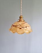 Art Deco hanglamp in geschulpte gemarmerde opaline, 1920-30, Antiek en Kunst, Antiek | Verlichting, Ophalen of Verzenden