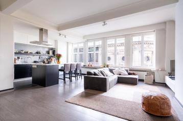 Groot tweeslaapkamer appartement in centrum Antwerpen beschikbaar voor biedingen