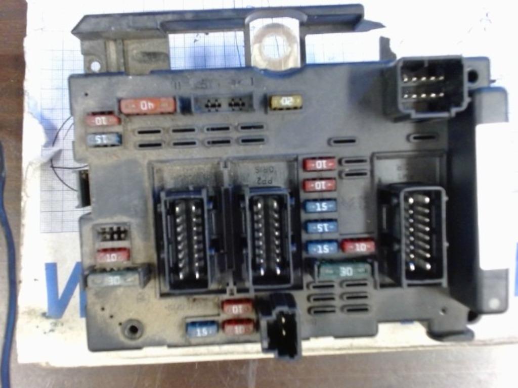 Boitier fusibles Citroen Xsara 1.4i 55kw  9646405280 (295), Ophalen, Gebruikt