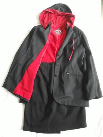 Tailleur jupe beschikbaar voor biedingen