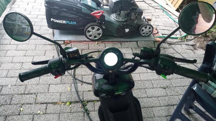 Niu Model U Bromfiets Zwart, Motoren, Overige Motoren, 11 kW of minder, Ophalen