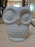 Witte uil met slabbetjes in perfecte staat., Ophalen