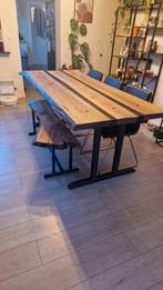 Houten eettafel met bankje, Ophalen