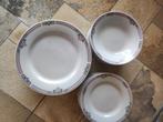Set d'assiettes, Maison & Meubles, Cuisine | Vaisselle, Enlèvement, Assiettes(s)